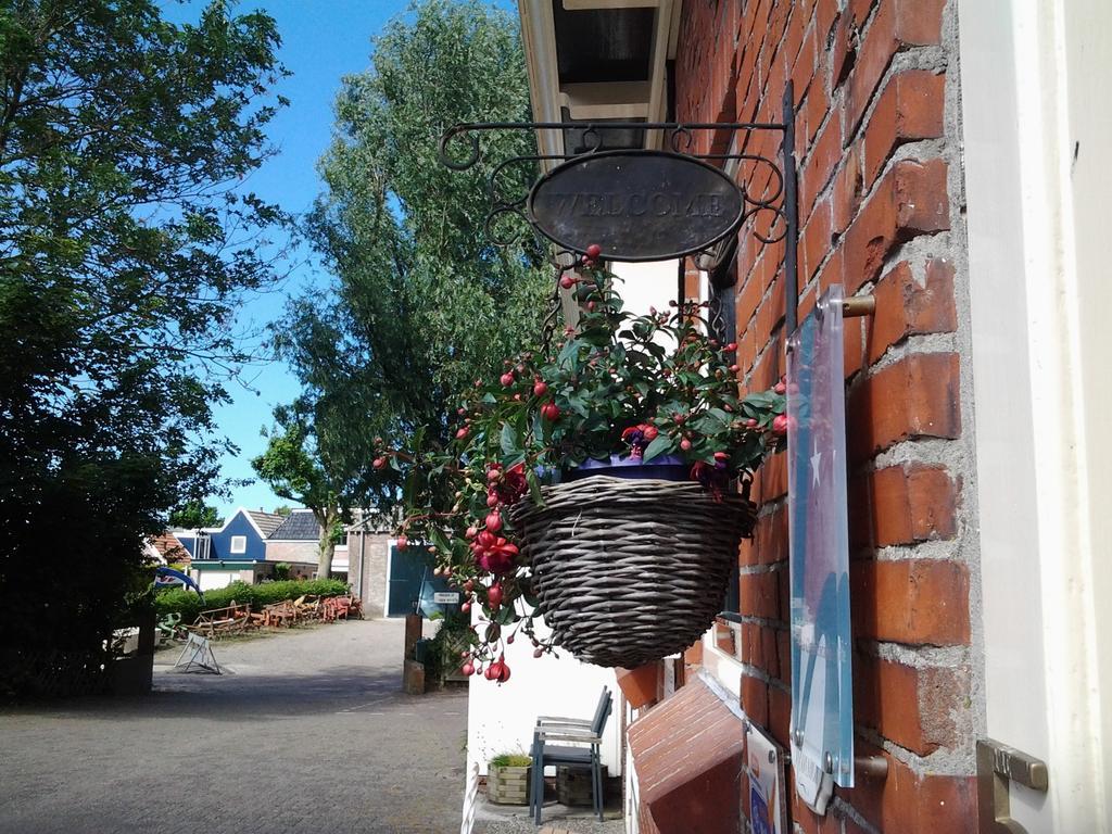 Bed & Breakfast Meinsma Moddergat Exterior photo